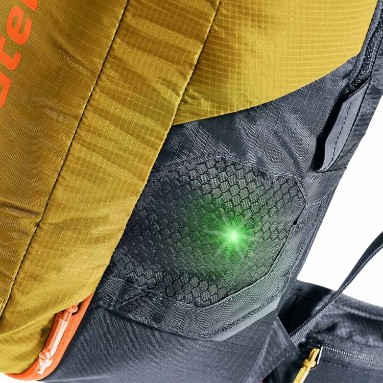 Deuter Ciberžolė-juoda Alproof Lite 22
